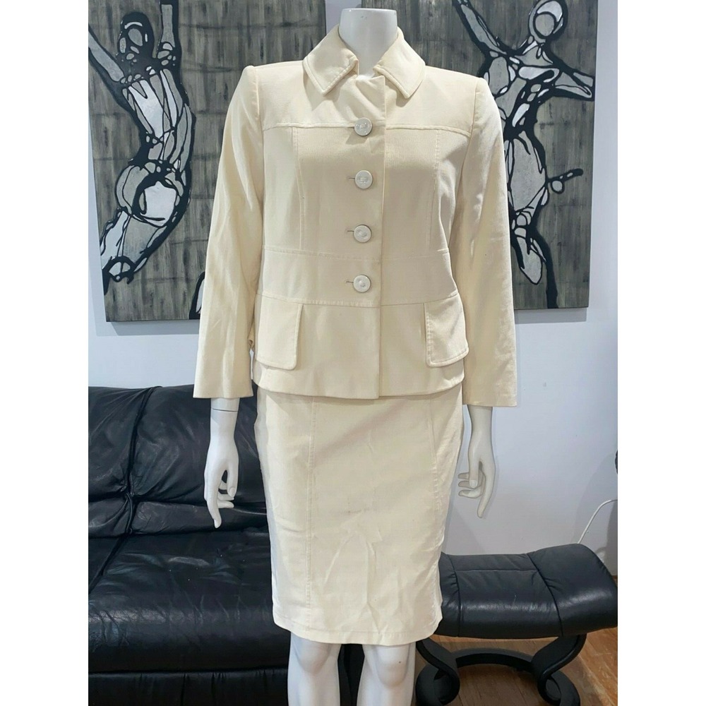 WOMEN'S VINTAGE ESCADA BEIGE CORDUROY JACKET SKIRT SUIT OUTFIT CHAIN LOGO 34/38